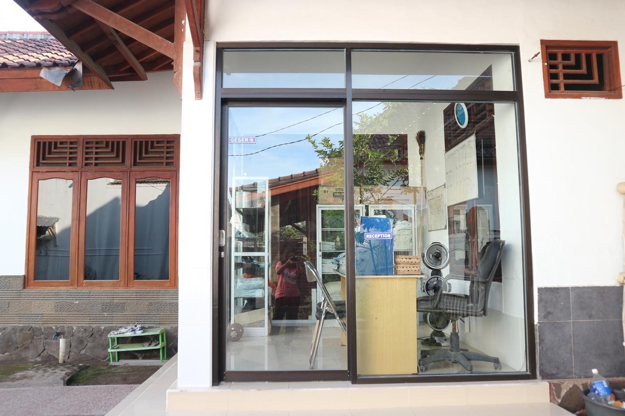 Malino Homestay กีลีตราวางัน ภายนอก รูปภาพ