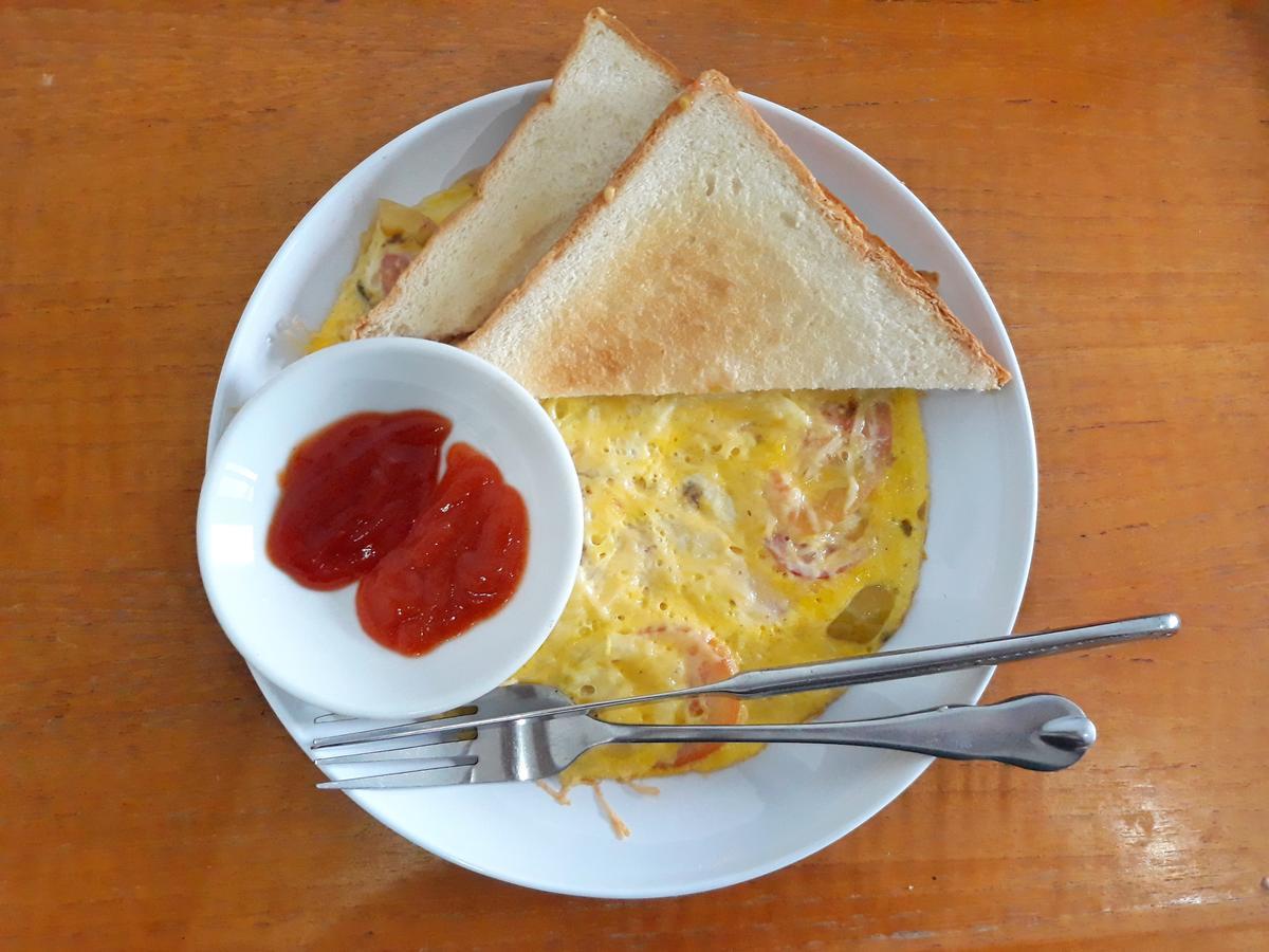 Malino Homestay กีลีตราวางัน ภายนอก รูปภาพ